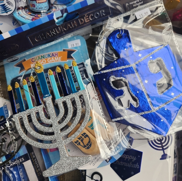 Hanukkah decoration bundle - Picture 12 of 14